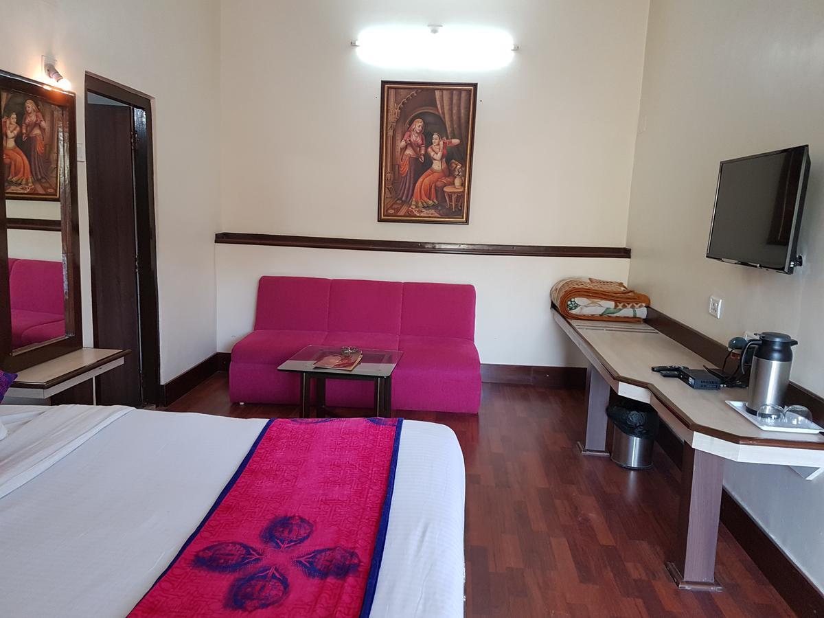 Hotel Karnavati Mount Abu Dış mekan fotoğraf